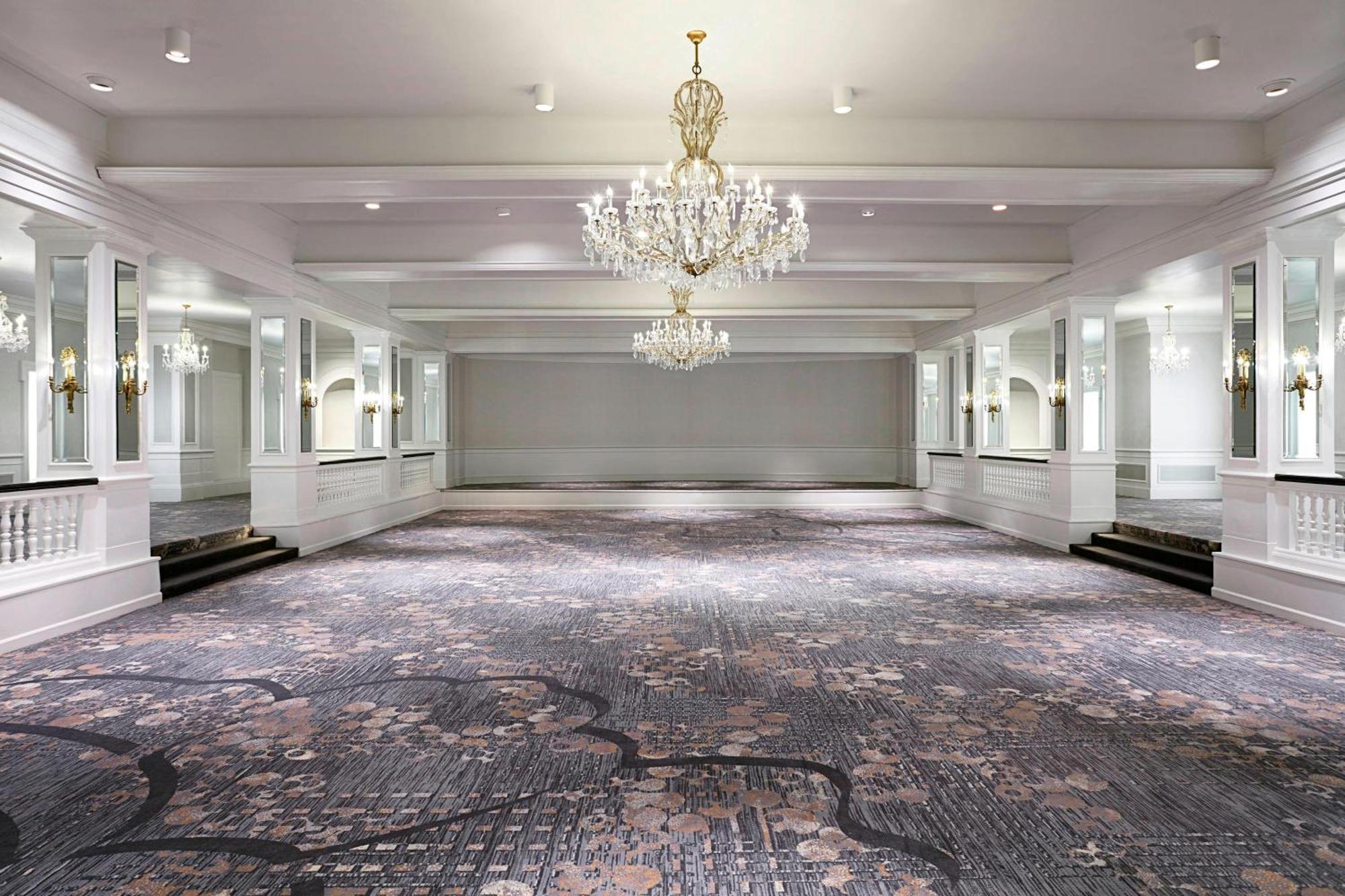 The Mayflower Hotel, Autograph Collection Hotel 5*